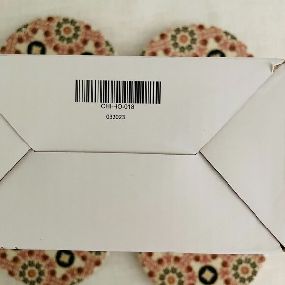 Chic and Tonic Stoneware Coasters Set Of 4 Round 4 Inch w/ Floral Pattern - Picture 5 of 7